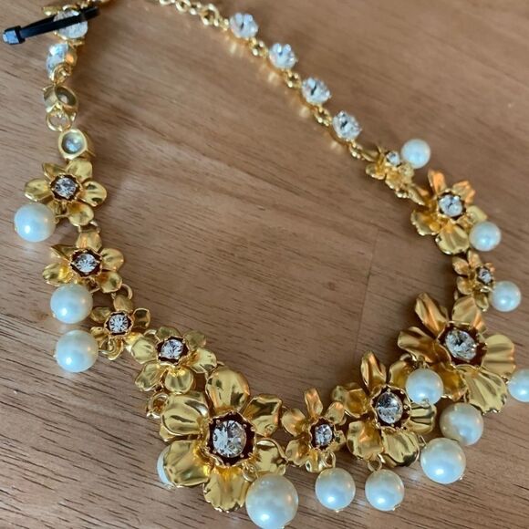 J Crew Pearl and crystal floral statement necklace - Picture 4 of 7